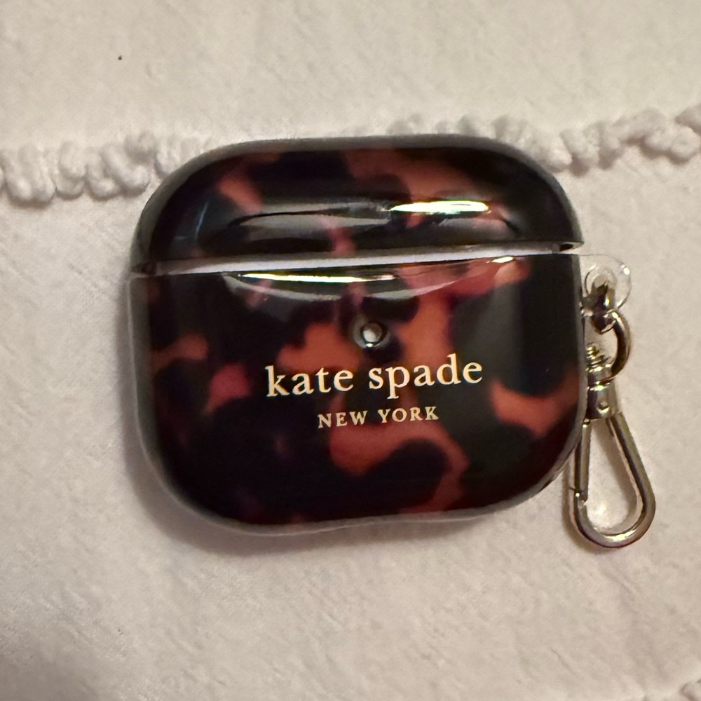 Kate Spade Tortoise Shell AirPods Case with Keychain - Picture 2 of 3